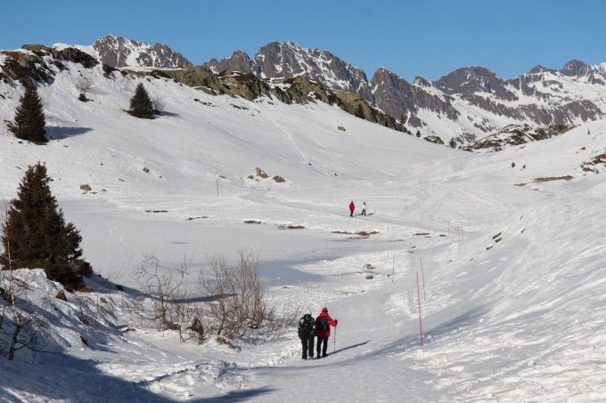 Long hike around the lakes – Snowshoe hike in the Alpe d’Huez area from Villard-Reculas_Villard-Reculas