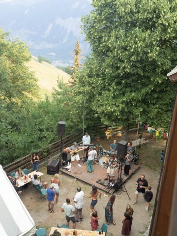 Weekly Barbecue!_Villard-Reculas